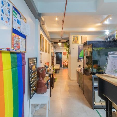 Every Surawong Bangkok Extérieur photo